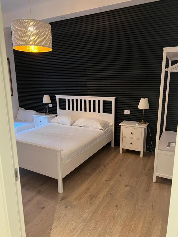 P18&Rooms Palestrina 18 Milano Eksteriør billede