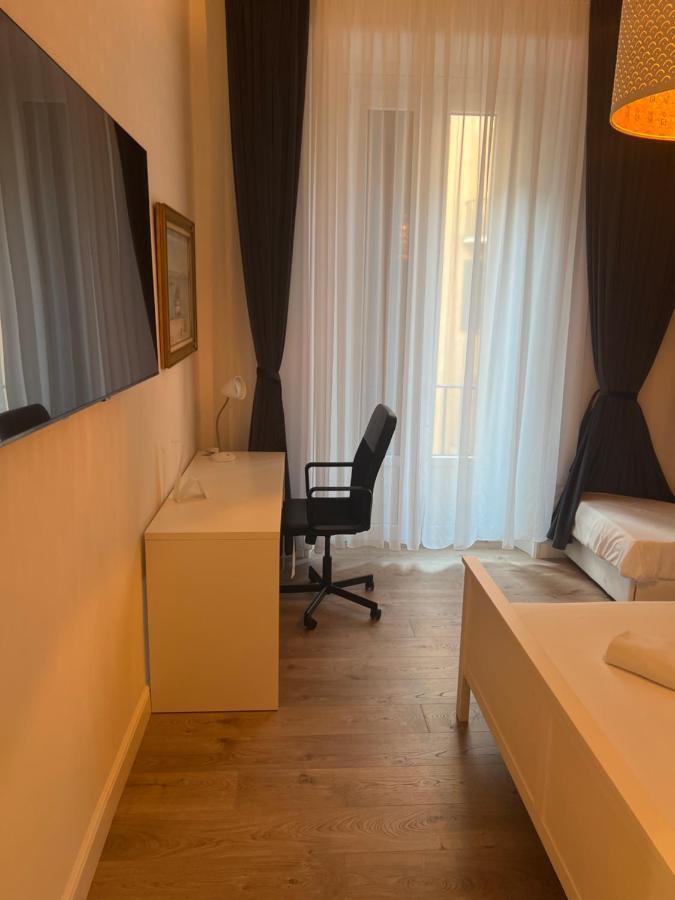 P18&Rooms Palestrina 18 Milano Eksteriør billede